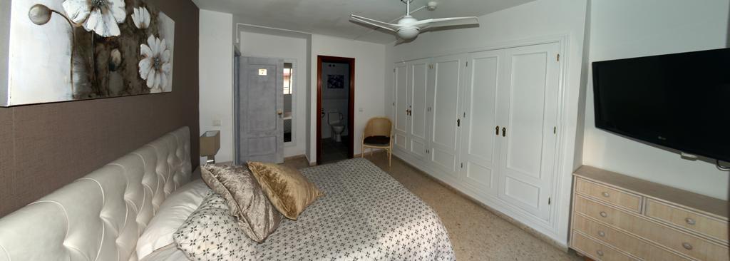 Hostal Gonzalez Марбеля Екстериор снимка